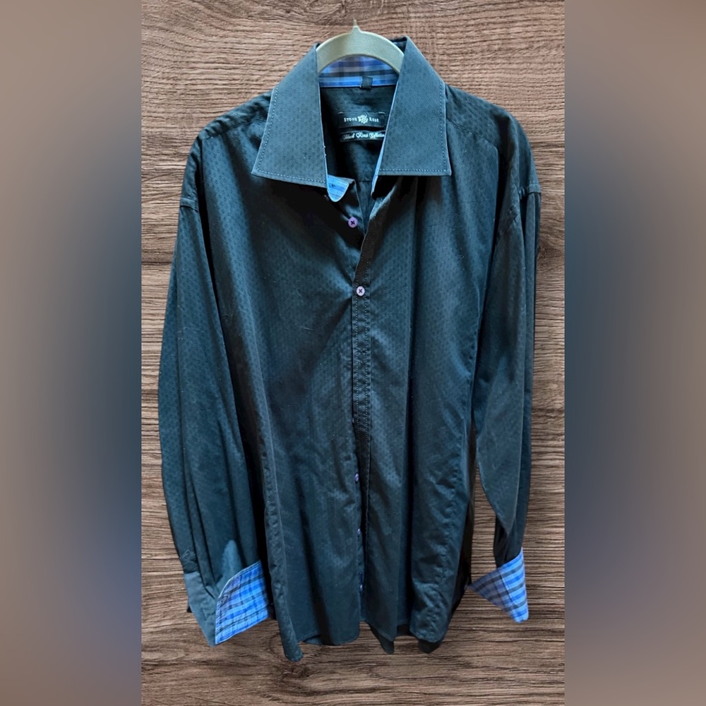 Stone Rose Black Rivet Collection Button-Up Shirt with contrasting fabric. XL